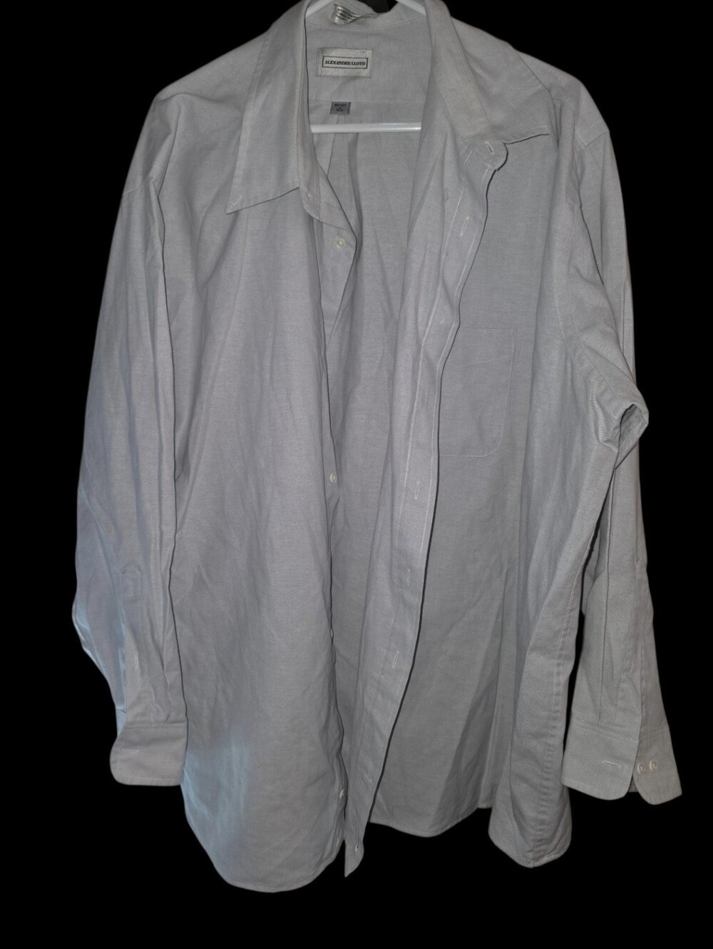 6/11/91. Men's Alexander Lloyd Casual Button-Down Shirt - Light Blue